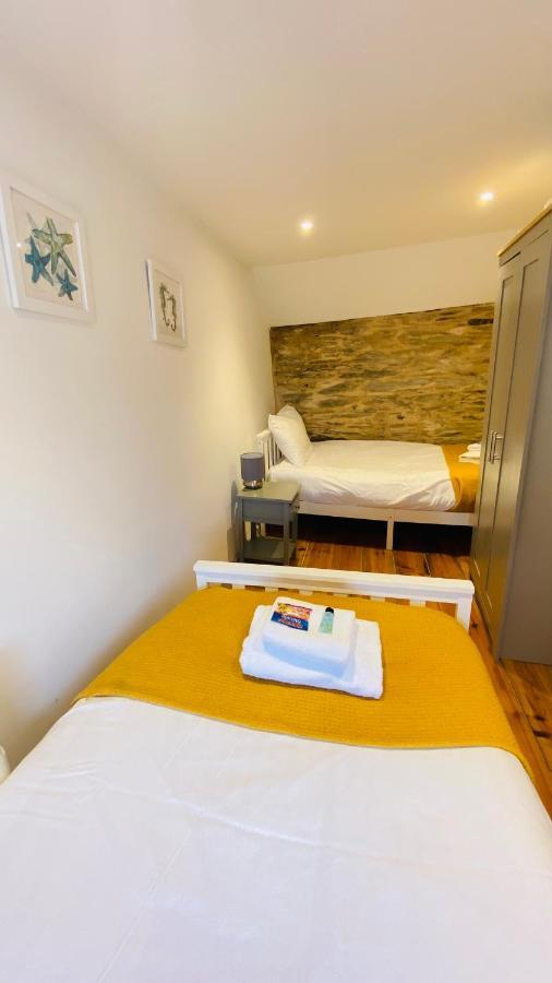 Spindrift Is A Beautiful Newly Refurbished Three Bedroom Private Family House Located On The Old Harbour And The Coastal Path In The Heart Of Beautiful Polperro Extérieur photo
